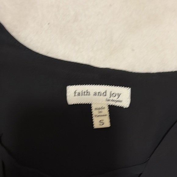 Faith & Joy Black Crisscross V-Neck Blouse Size Small | Chic Work Layer - Picture 2 of 5